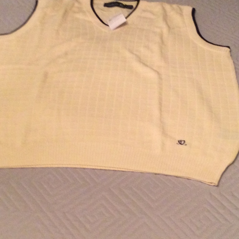 Brand new Men’s Firethorn Autumn-Light Vest
